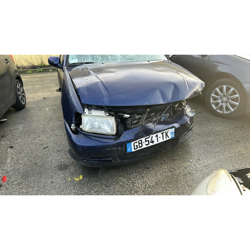 Pare choc arriere VOLKSWAGEN POLO 3 Photo n°19