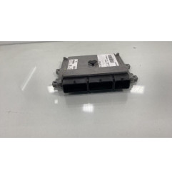 Calculateur moteur RENAULT CLIO 4 Photo n°1