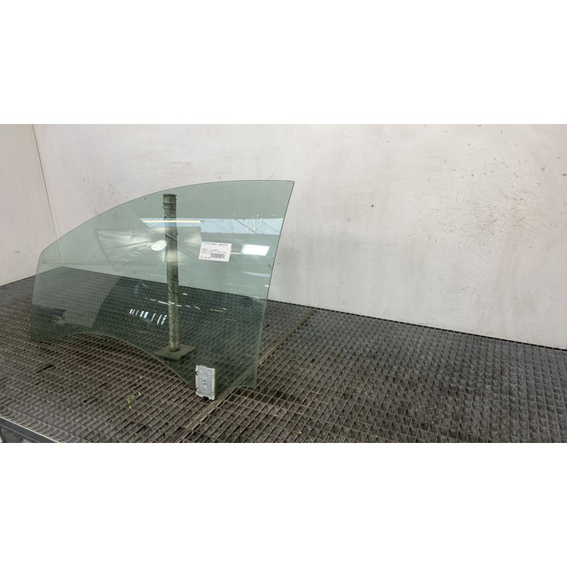 Vitre avant gauche RENAULT LAGUNA 3 Photo n°6