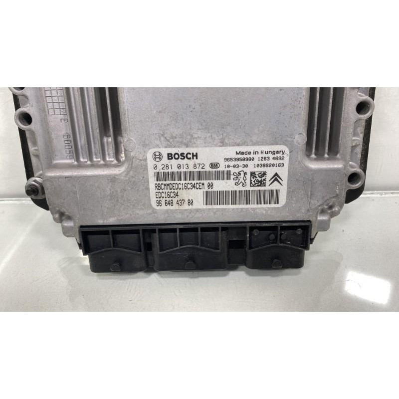 Calculateur moteur PEUGEOT 308 1 Photo n°2
