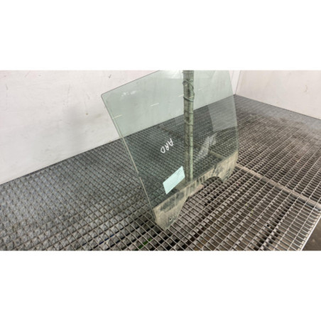Vitre arriere droit FORD B-MAX Photo n°1