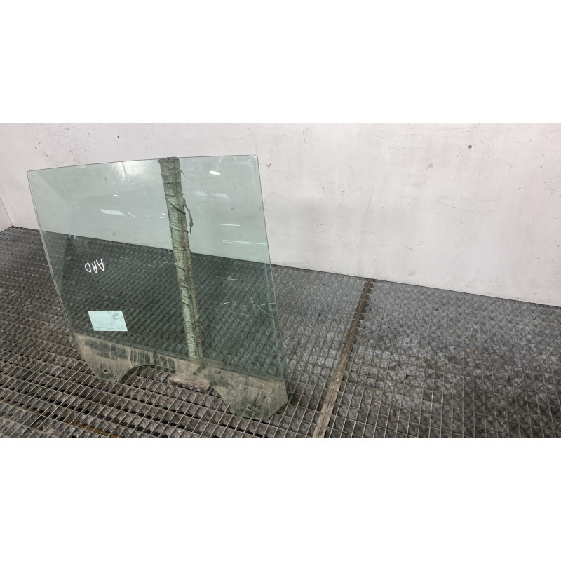 Vitre arriere droit FORD B-MAX Photo n°5