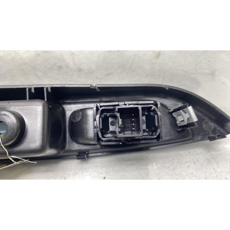 Interrupteur de leve vitre arriere droit FORD B-MAX Photo n°2