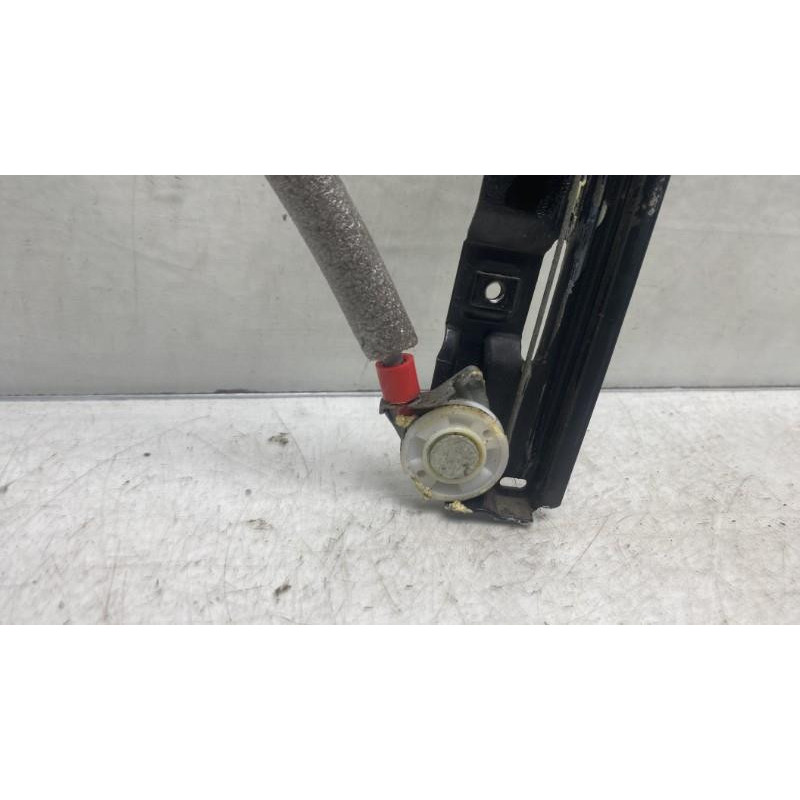 Leve vitre electrique arriere droit FORD B-MAX Photo n°4
