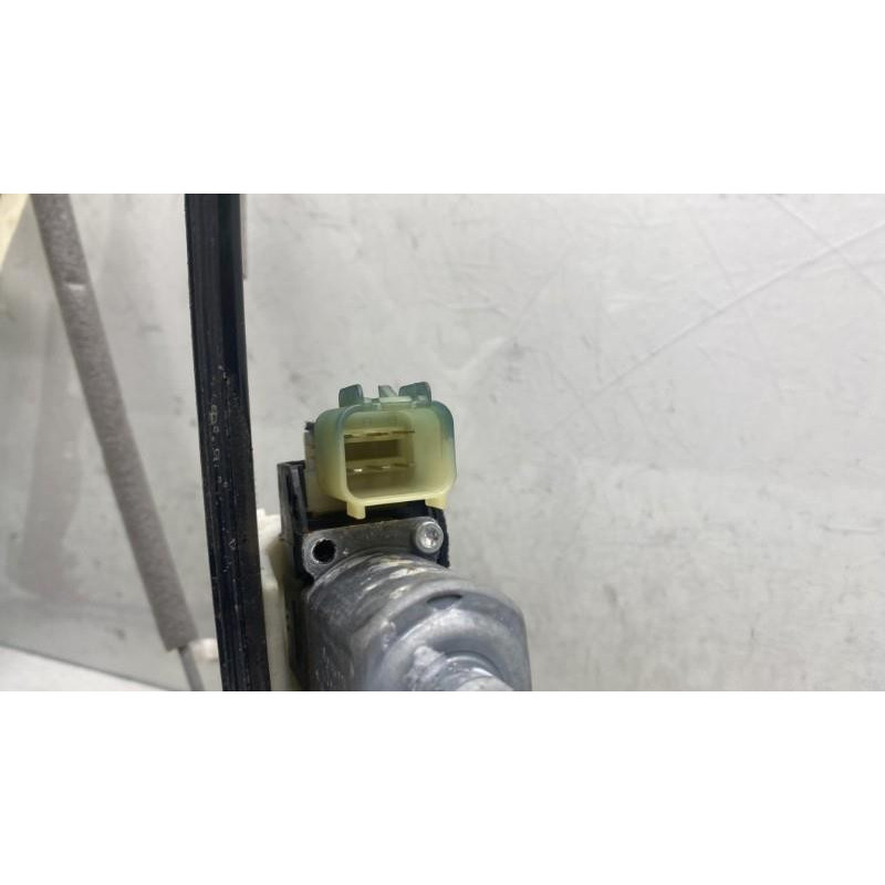 Leve vitre electrique avant gauche FORD B-MAX Photo n°2