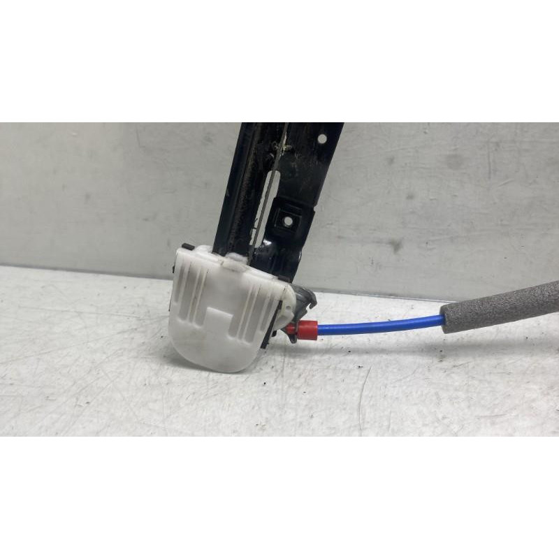 Leve vitre electrique avant gauche FORD B-MAX Photo n°4