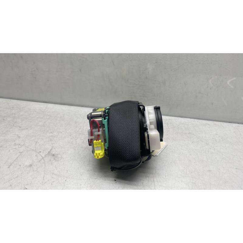 Pretensionneur de ceinture avant droit TOYOTA AURIS 1 Photo n°1