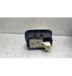 Interrupteur de leve vitre arriere gauche TOYOTA AURIS 1