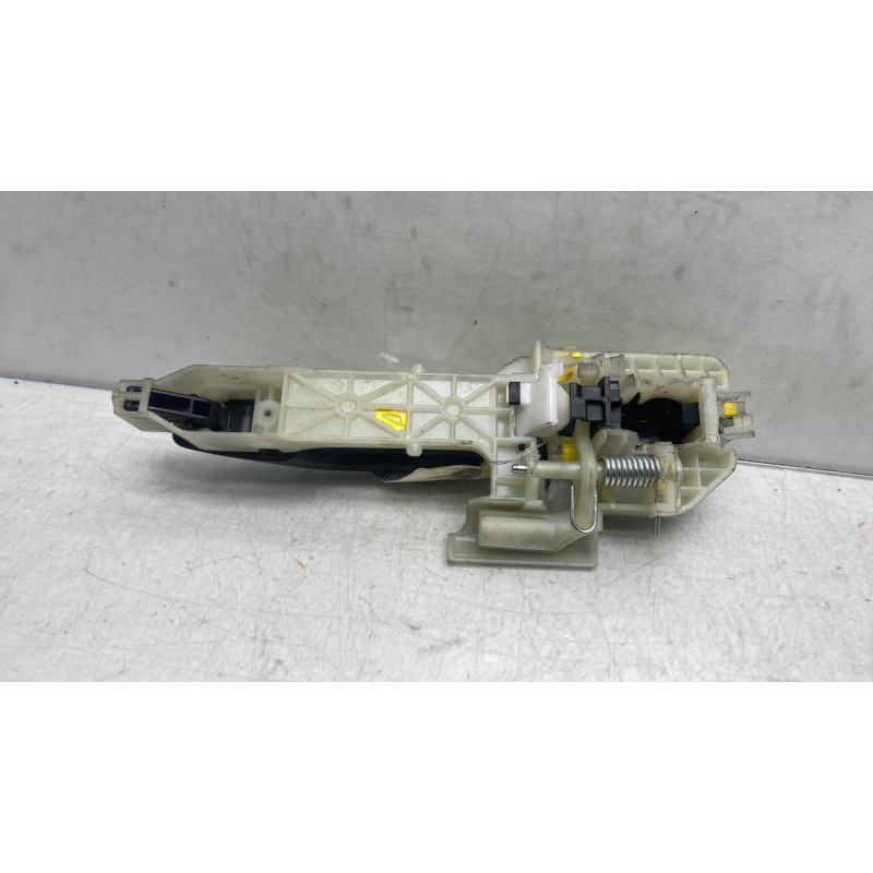 Poignee porte arriere droit KIA SPORTAGE 4 Photo n°2