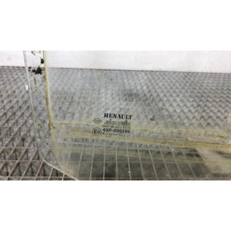 Vitre arriere droit RENAULT CLIO 1