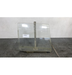 Vitre arriere droit RENAULT CLIO 1