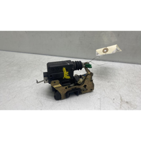 Serrure avant droit RENAULT CLIO 1