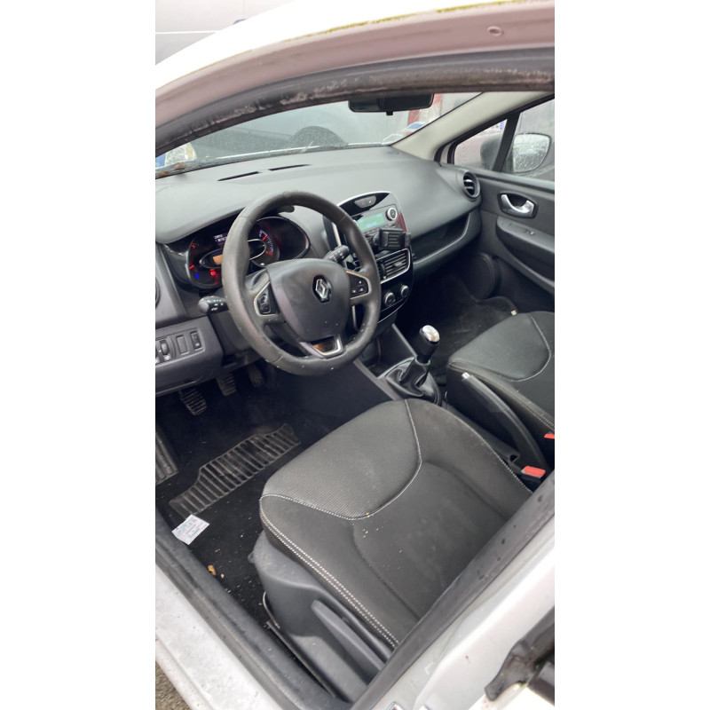 Compresseur clim RENAULT CLIO 4 Photo n°8