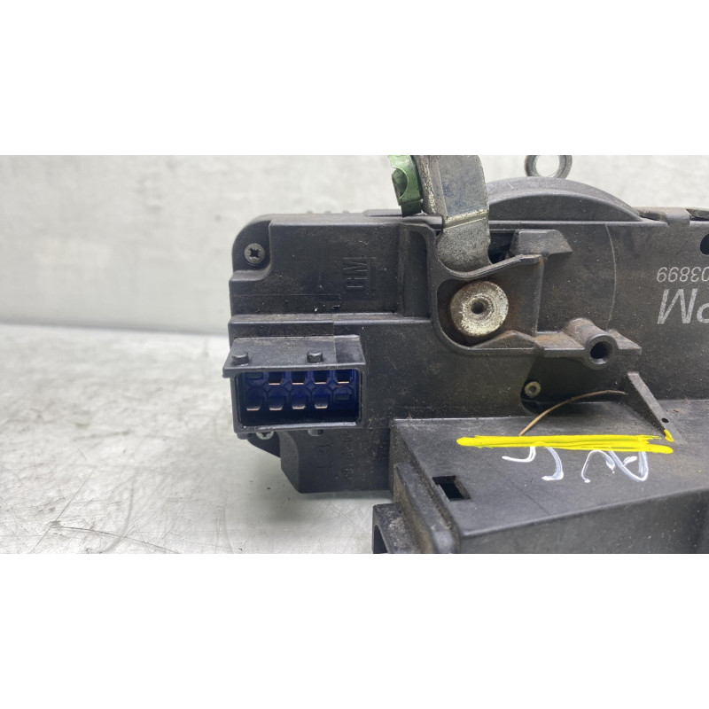 Serrure avant gauche OPEL CORSA C Photo n°4