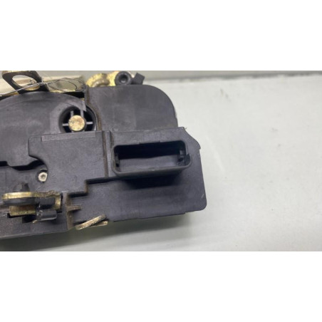 Serrure avant droit PEUGEOT 206