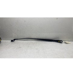 Bras essuie glace avant droit FORD KA+