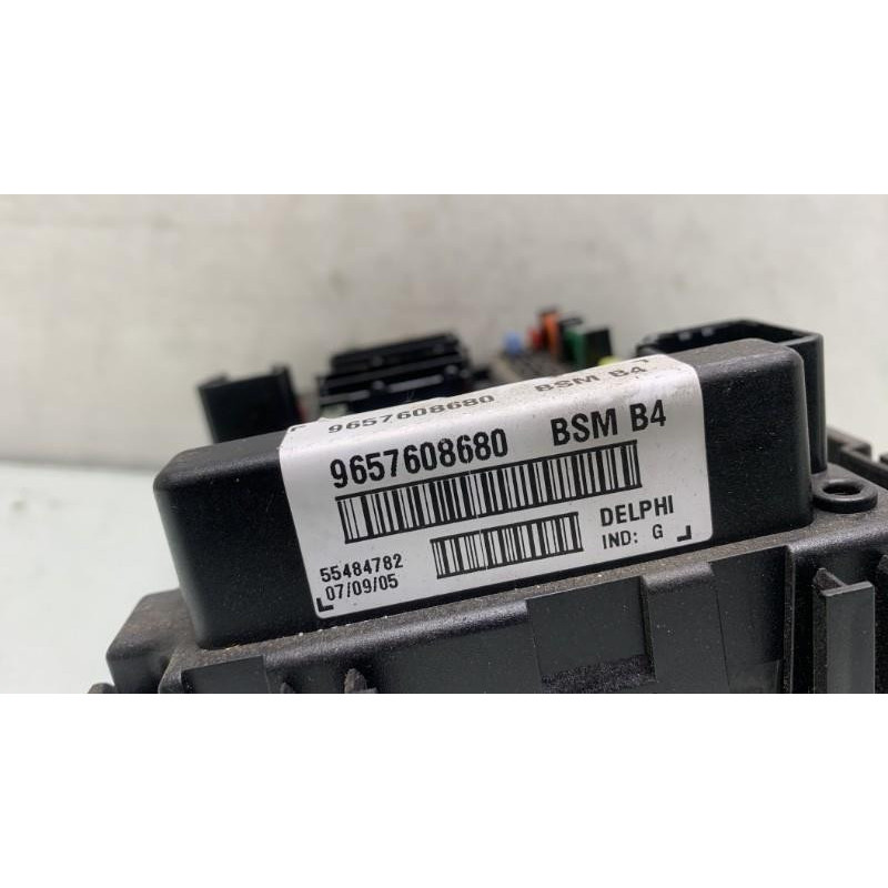 Boitier servitude moteur (BSM) PEUGEOT 206 Photo n°5