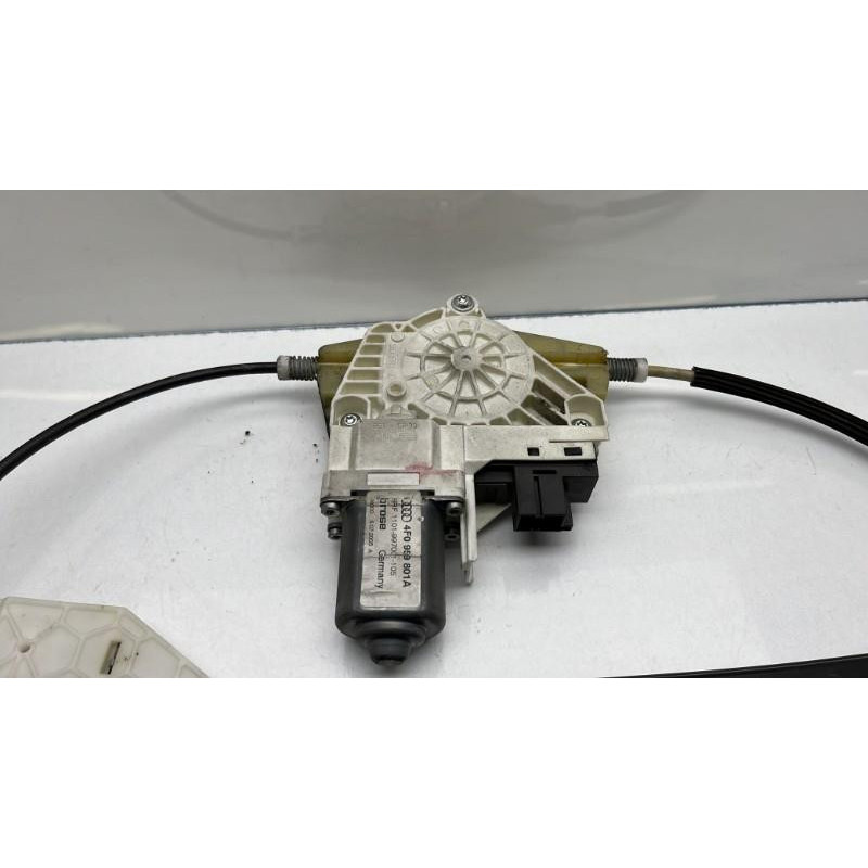 Leve vitre electrique arriere gauche AUDI A6 3 Photo n°6
