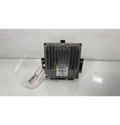 Calculateur moteur RENAULT SCENIC 2