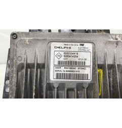 Calculateur moteur RENAULT SCENIC 2