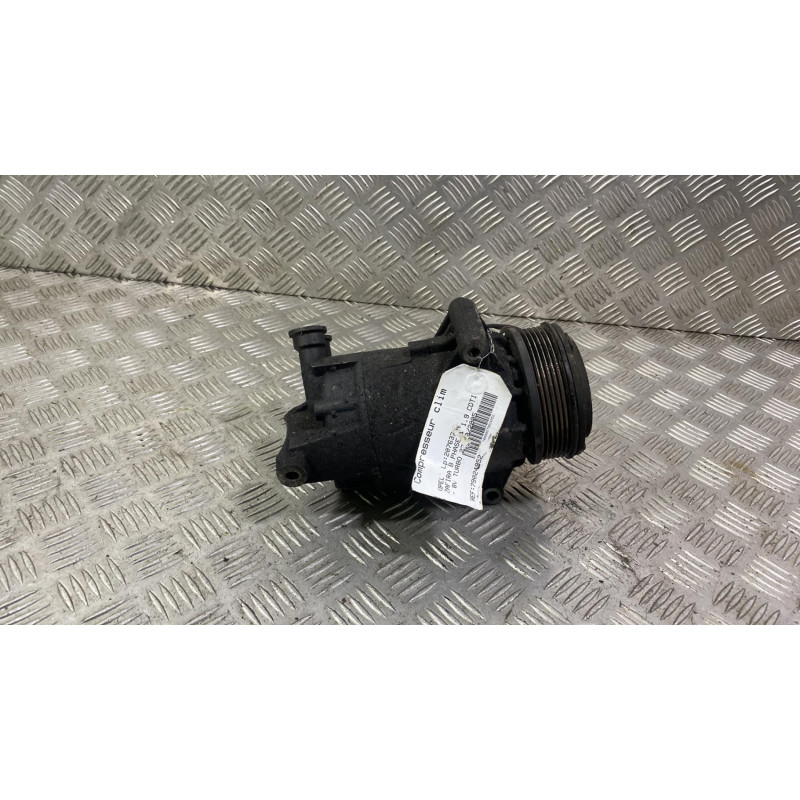 Compresseur clim OPEL ZAFIRA B Photo n°2
