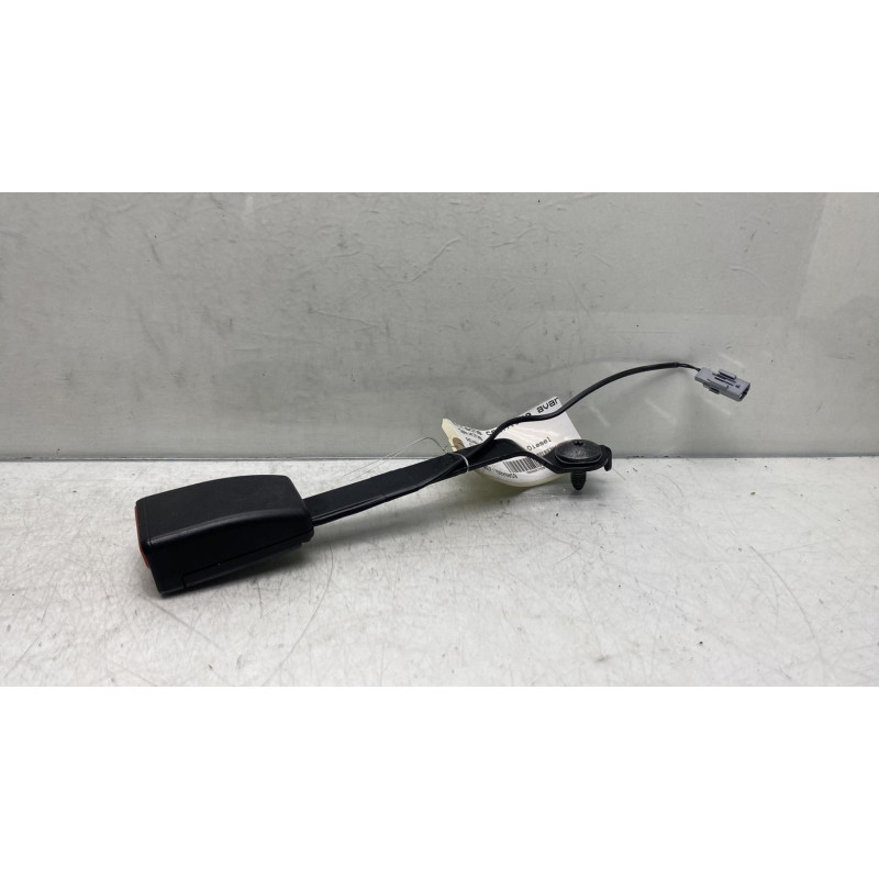 Attache ceinture avant gauche RENAULT CLIO 4 Photo n°3