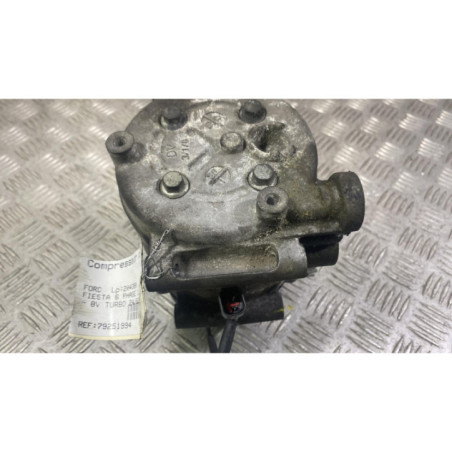 Compresseur clim FORD FIESTA 6 Photo n°1