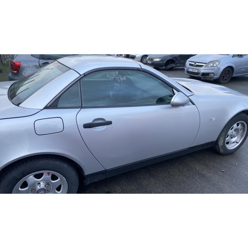 Porte avant droit MERCEDES CLASSE SLK 170 Photo n°16