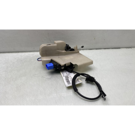 Serrure avant droit VOLKSWAGEN POLO 4