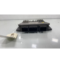 Calculateur moteur RENAULT CLIO 3