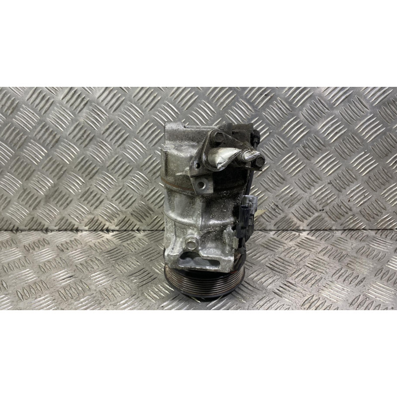 Compresseur clim RENAULT MEGANE 4 Photo n°2