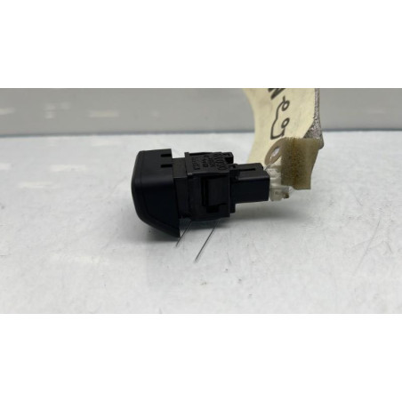 Bouton de warning NISSAN NOTE 1 Photo n°1