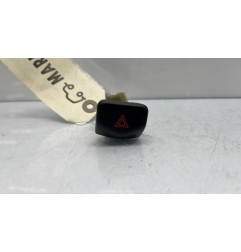 Bouton de warning NISSAN NOTE 1