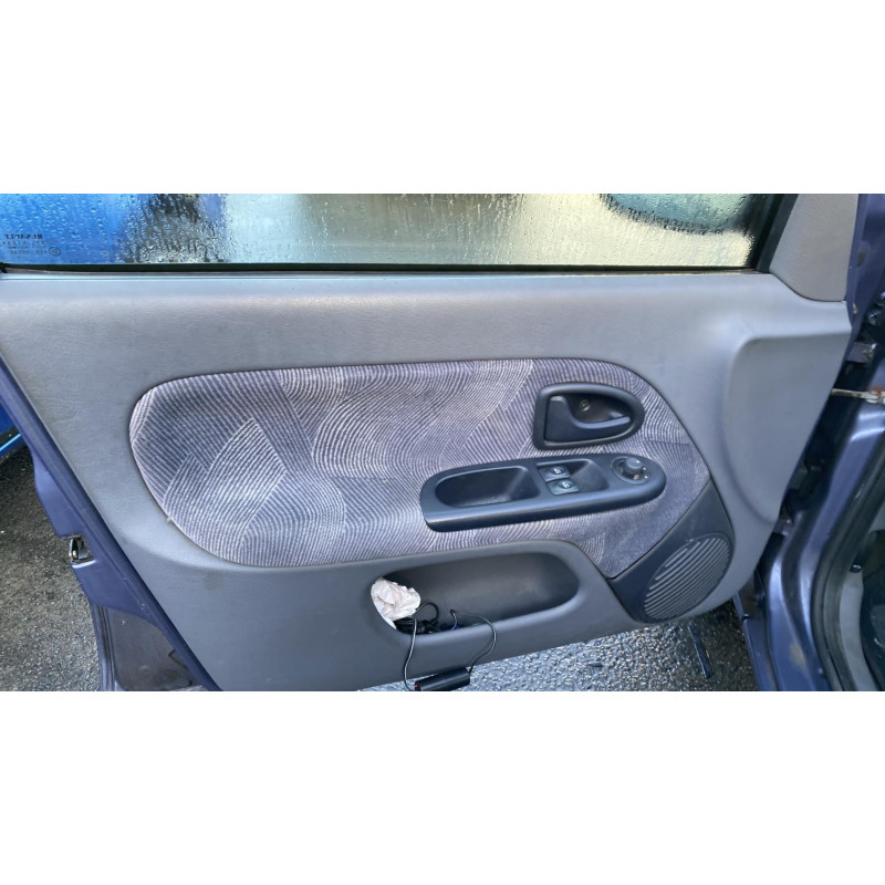 Serrure avant gauche RENAULT CLIO 2 Photo n°17