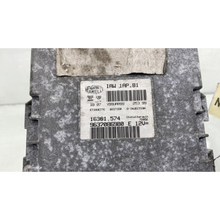 Calculateur moteur PEUGEOT 206