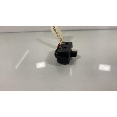Bouton de warning RENAULT MODUS Photo n°1