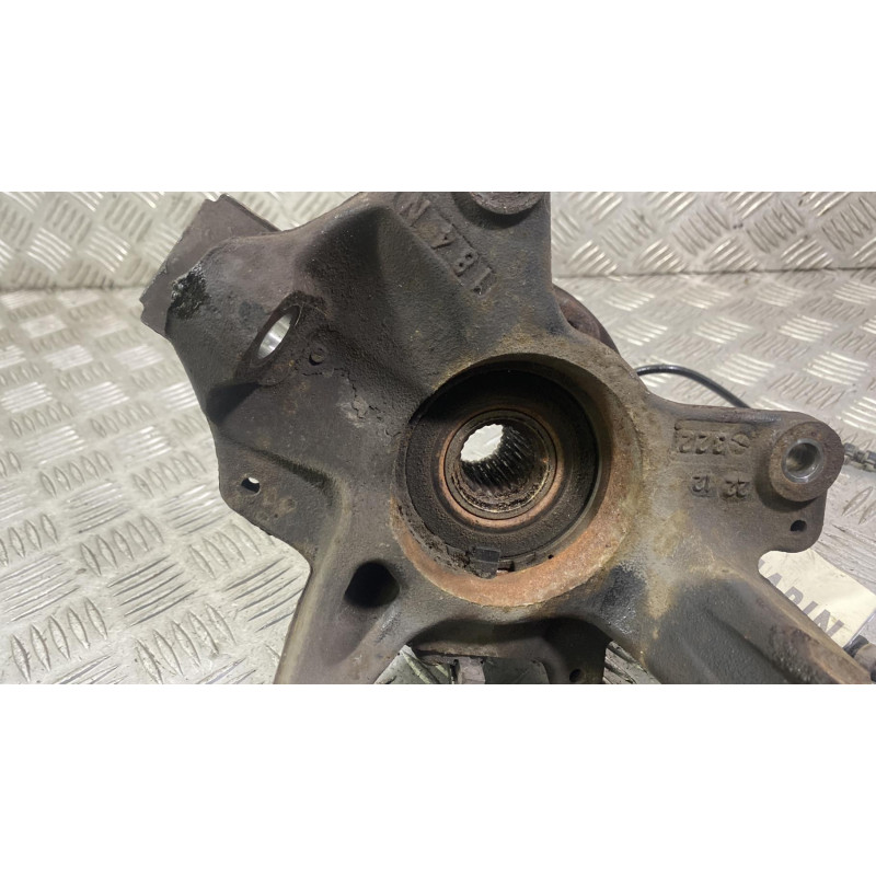 Pivot de moyeu avant droit RENAULT SCENIC 3 Photo n°1