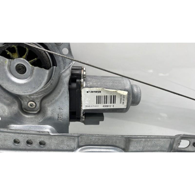 Leve vitre electrique avant droit PEUGEOT 207 Photo n°4