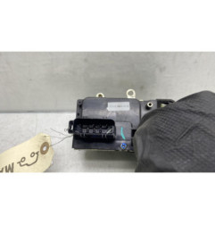 Serrure avant droit FORD FIESTA 5