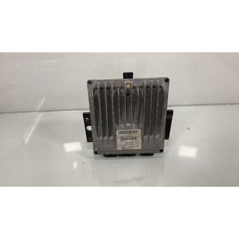 Calculateur moteur RENAULT TWINGO 2 Photo n°1