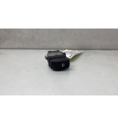 Interrupteur de leve vitre avant droit RENAULT CLIO 3