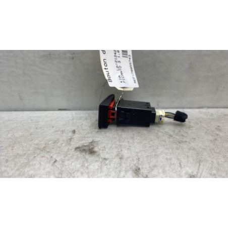 Bouton de warning KIA PICANTO 3 Photo n°1