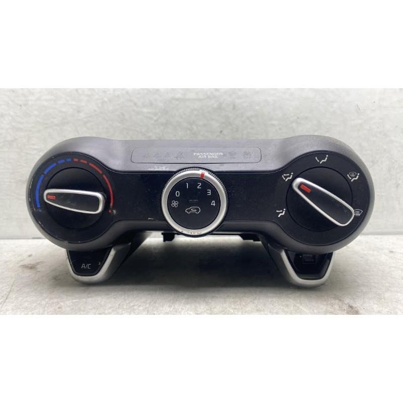 Commande chauffage KIA PICANTO 3 Photo n°1