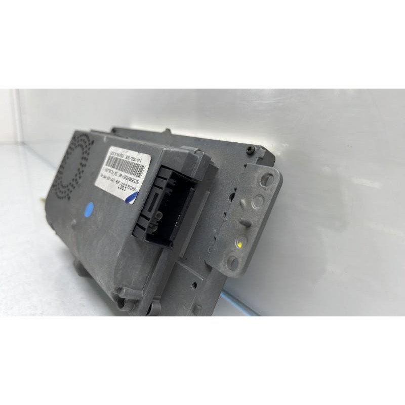 Ecran GPS PEUGEOT 407 Photo n°4