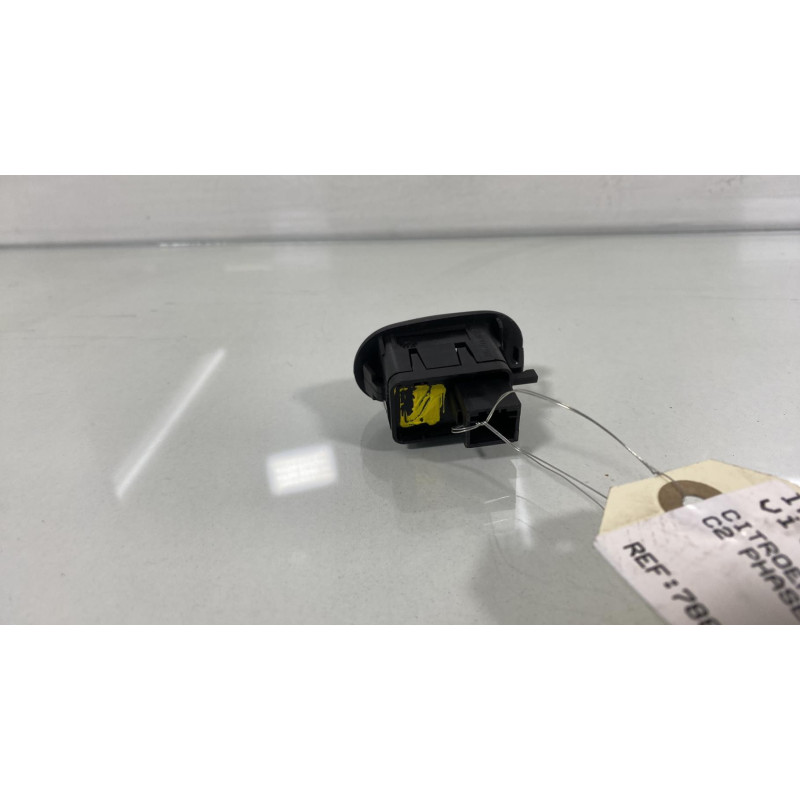 Interrupteur de leve vitre avant droit CITROEN C2 Photo n°1