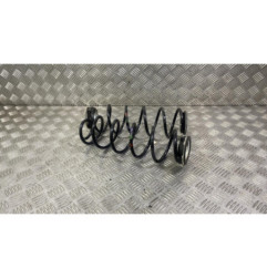 Ressort de suspension arriere droit PEUGEOT 208 2