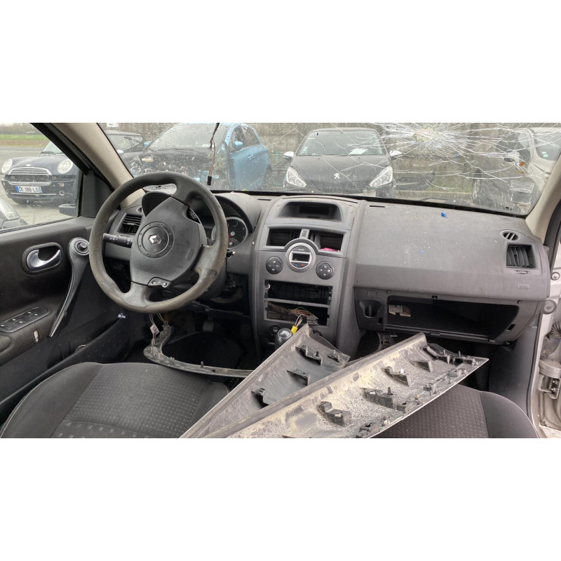 Boitier UCH RENAULT MEGANE 2 Photo n°18