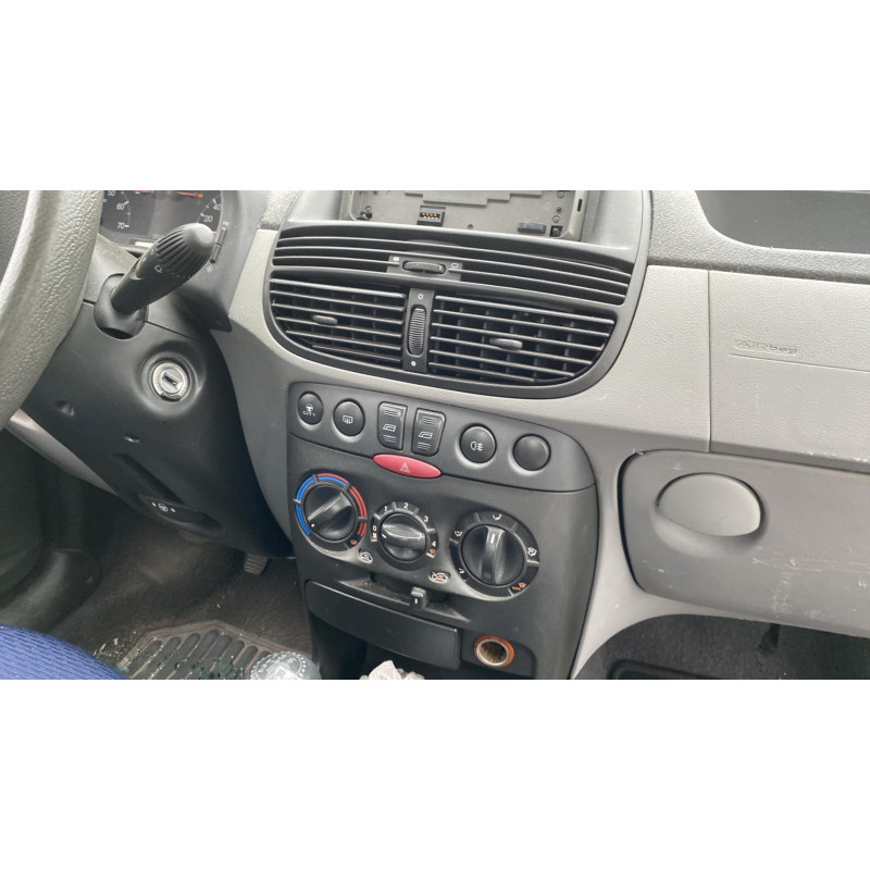 Serrure arriere gauche FIAT PUNTO 2 Photo n°20