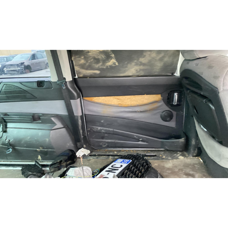 Pare choc arriere PEUGEOT 807 Photo n°11