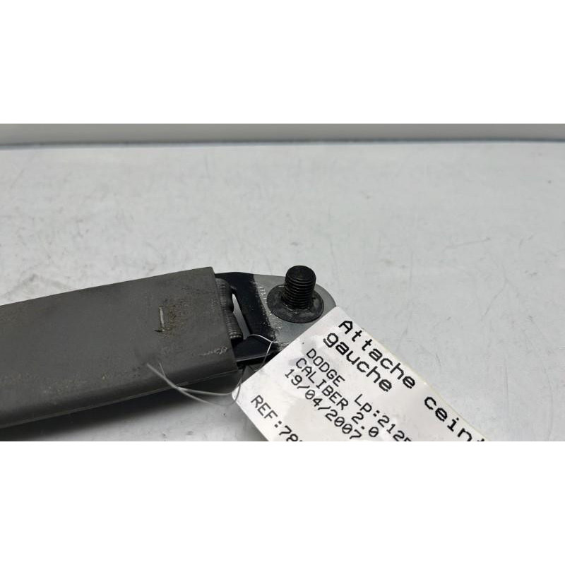 Attache ceinture avant gauche DODGE CALIBER Photo n°5